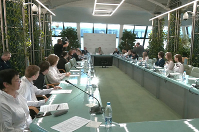 В Самарской губдуме провели урок правовой грамотности для школьников