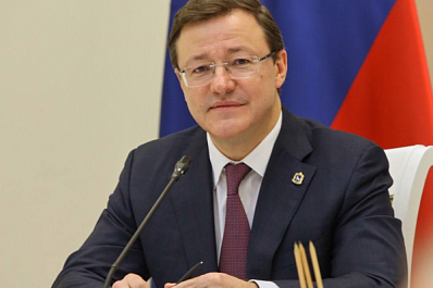 Дмитрий Азаров поздравил земляков с Днем российского предпринимательства