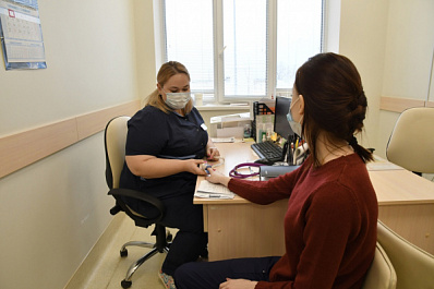 По поручению Дмитрия Азарова в регионе увеличили размер подъемных для медработников