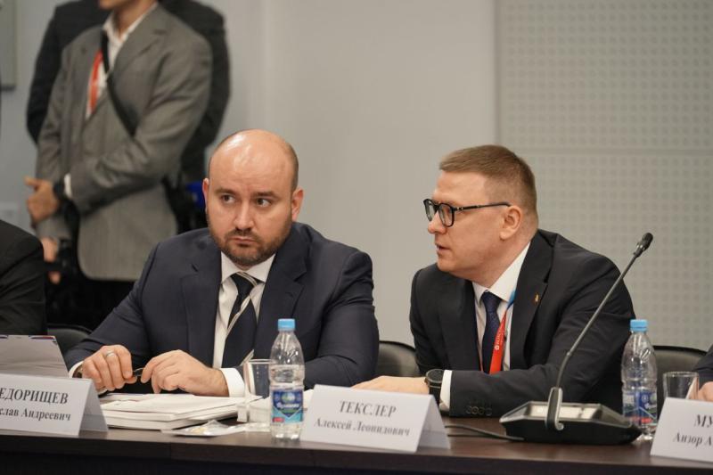 Владимир Путин в Самаре провел заседание Совета по развитию физкультуры и спорта