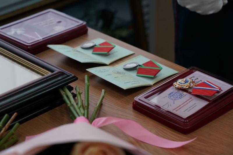 Дмитрий Азаров поздравил личный состав второй гвардейской Краснознаменной общевойсковой армии с Днем защитника Отечества