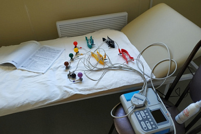 В Хворостянском районе жители получают первичную медико-санитарную помощь в новом модульном ФАПе 