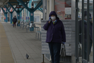 В России масочный режим из-за COVID-19 продлили до 1 января 2022 года   