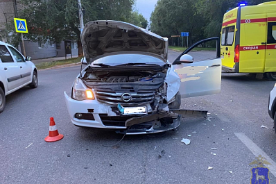 В Самаре 75-летний пенсионер на "Весте" влетел в "Ниссан"