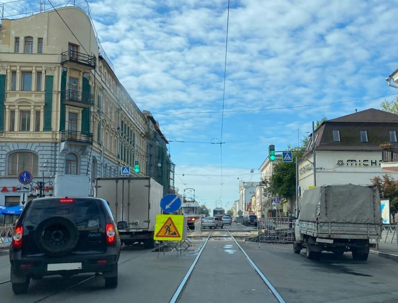 В Самаре на перекрёстке улиц Фрунзе и Ленинградской начали ремонт дороги