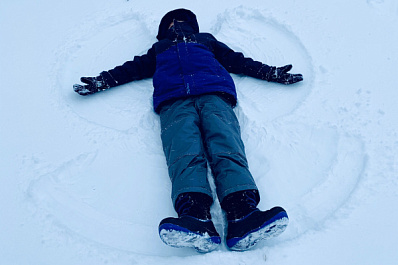 23 декабря в России празднуют День снежных ангелов и День дальней авиации воздушно-космических сил