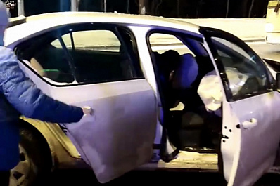 В ДТП в Самаре с грузовиком пострадал ребенок и погиб мужчина 