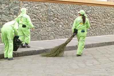 В Самарской области мужчина заплатит за ссору с полицейскими в похоронном агентстве