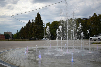  В Кинеле продолжают благоустраивать сквер 
