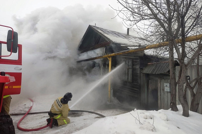 В Самарской области огонь охватил 60 "квадратов" жилого дома
