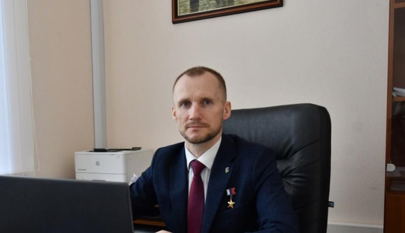 Максим Девятов: "Мне нравится быть там, где от моих решений зависит жизнь людей, и нести за это ответственность"