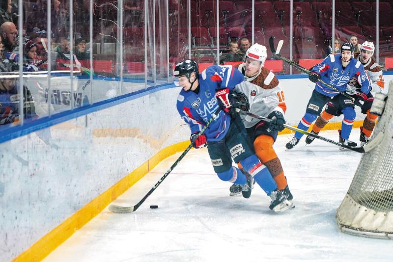 Победы и поражения на льду: итоги матчей ХК "Лада" и ЦСК ВВС