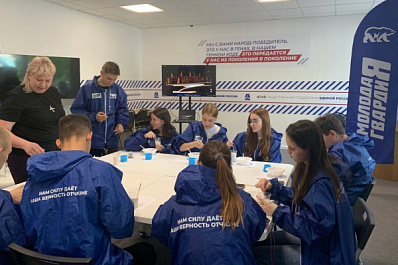 Волонтеры "Единой России" начали подготовку к акции "Огненные картины войны"