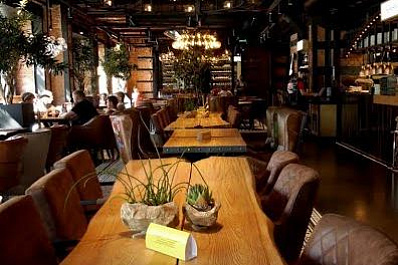 Рестораны и кафе Самарской области работают по новым правилам