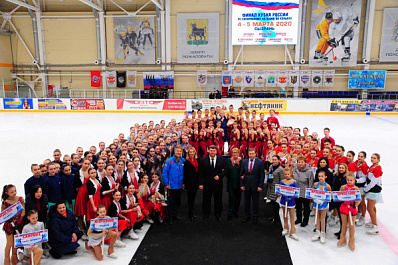 В Сызрани прошел финал Кубка России по синхронному катанию на коньках