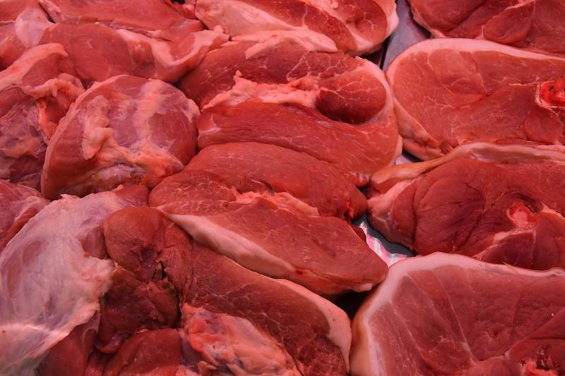 Стало известно, сколько граммов красного мяса можно есть в неделю