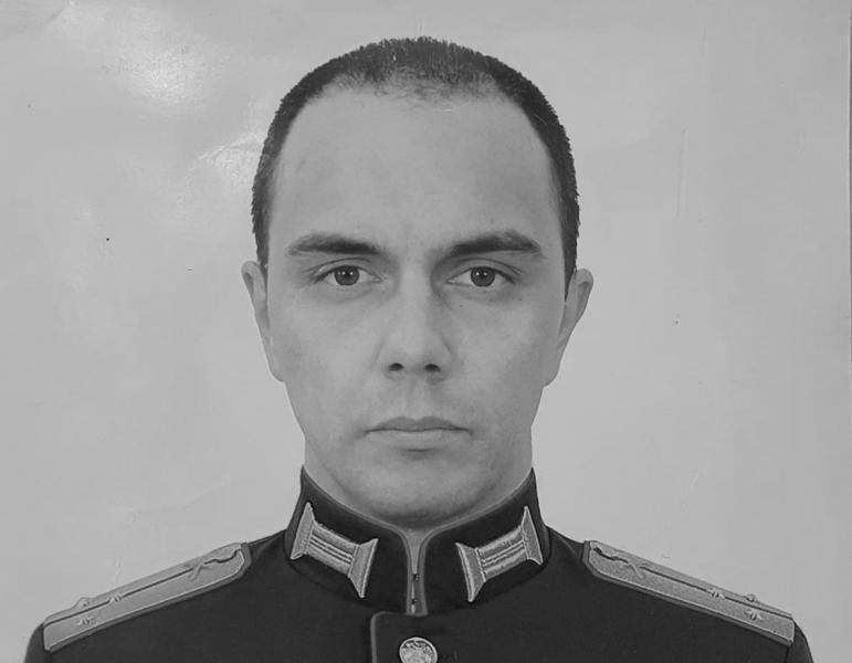 В Тольятти простились со старшим лейтенантом Ильей Кузнецовым, погибшим во время спецоперации на Украине
