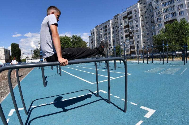 В Новокуйбышевске открыли новую универсальную спортплощадку