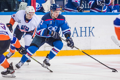 Хоккеист тольяттинской "Лады" вызван в сборную России