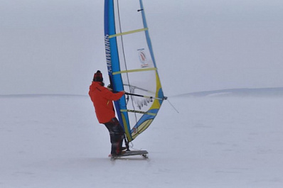 Турпроект “Поехали”: кайтинг, винд-серфинг и конные прогулки  