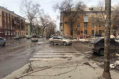 В Самаре на Физкультурной водитель "Сузуки" сбил двух маленьких девочек