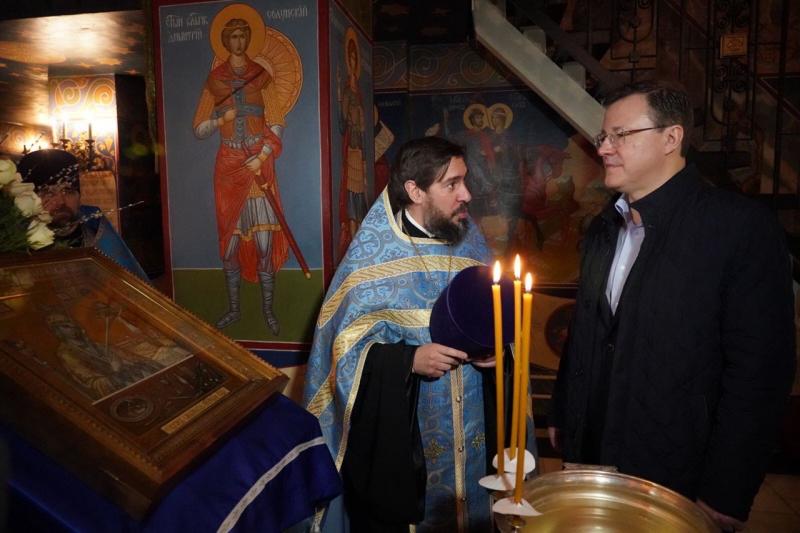 Дмитрий Азаров встретился с учениками тольяттинской православной гимназии