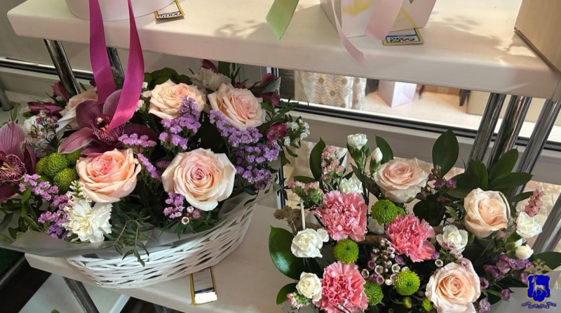 В Сызрани продавец воровала у владелицы цветочного магазина