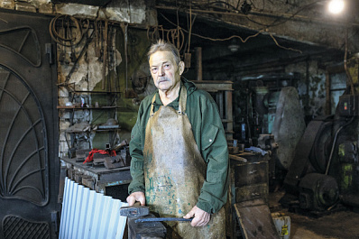 "Мне неинтересно делать простенько": самарский кузнец Федор Ковыркин рассказал о ремесле и искусстве