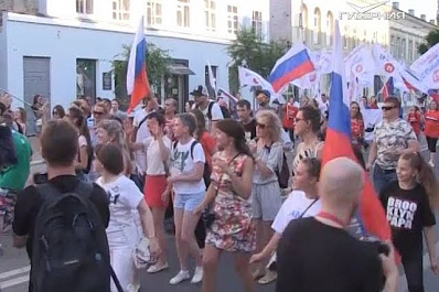 В Самаре прошёл грандиозный танцевальный флешмоб в поддержку сборной России по футболу