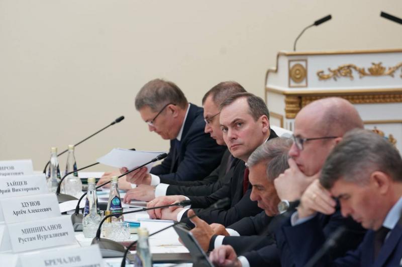 Деловой климат и инвестиционная активность: в Самаре прошло заседание Совета ПФО
