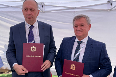 На международной выставке "АгроВолга" подписано соглашение о сотрудничестве между Самарской областью и ОАО "Минский тракторный завод"
