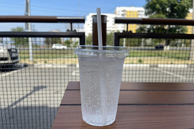 Диетолог назвала пять напитков, утоляющих жажду