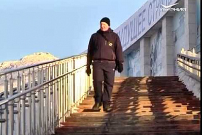 Жителям Самары предложат самим решить судьбу оформления склона площади Славы