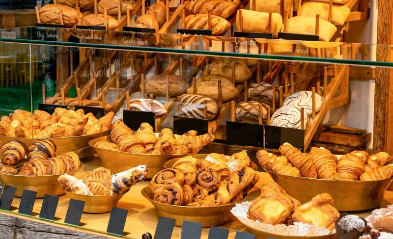 Не тронул булочки: в Тольятти подросток обчистил пекарню