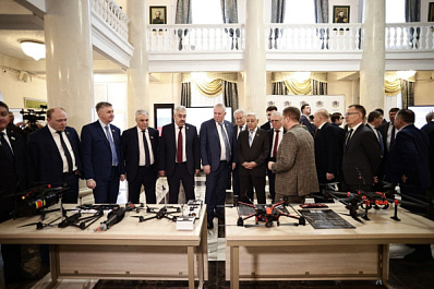 Игорь Комаров: "Во всех 14 регионах округа реализуется нацпроект "Беспилотные авиационные системы"