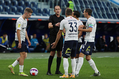 ЭСК РФС признала неправильным решение судьи назначить пенальти в ворота "Крылья Советов" 