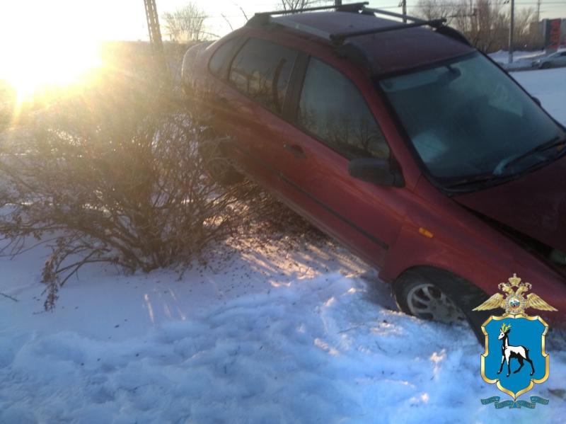 В Самаре водитель Audi Q7 насмерть сбил пожилую женщину на ул. Антонова-Овсеенко