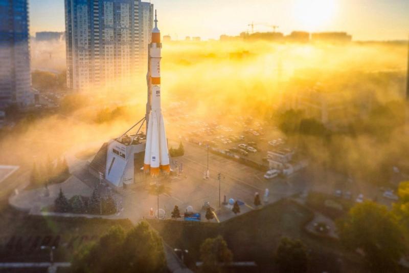 Вячеслав Федорищев поздравил жителей Самарской области с Днем космонавтики