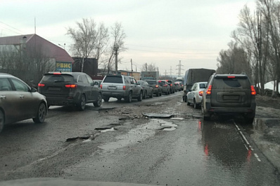 В Самаре начали делать ливневки на Ракитовском шоссе