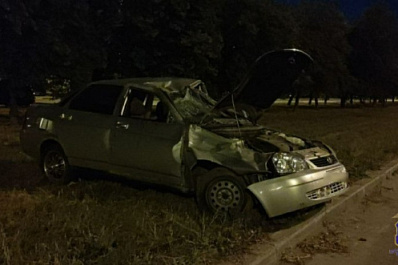 В Тольятти водитель перевернулся на "Приоре" и сбежал, оставив пассажиров