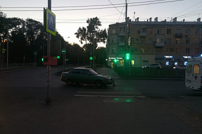 В Самаре водитель без прав сбил мужчину на самокате