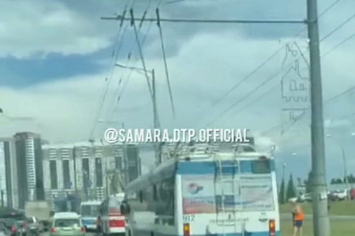 В Самаре резко встали троллейбусы