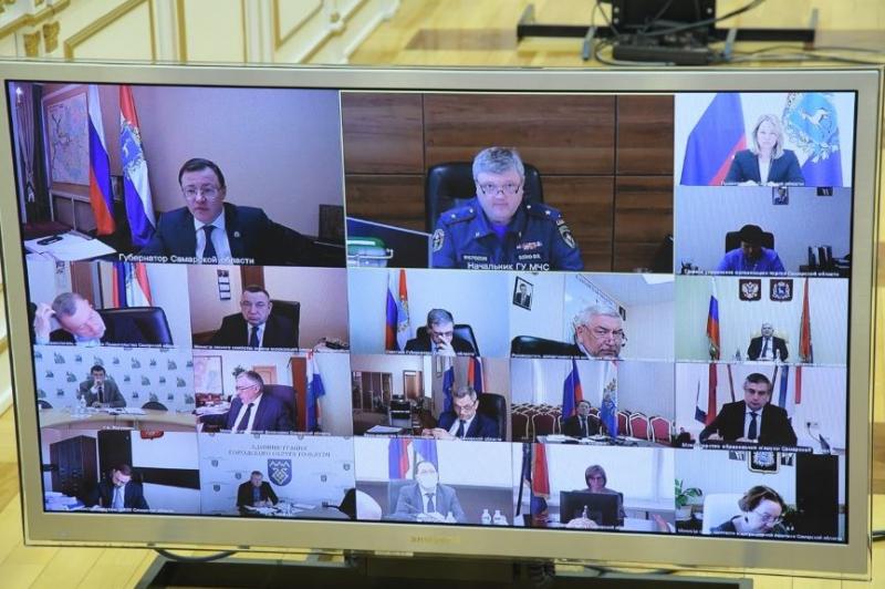 Губернатор поручил властям Самары найти варианты использования бывших зданий гуманитарной академии