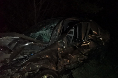 В Волжском районе лоб в лоб столкнулись две машины