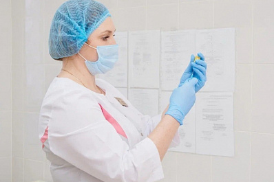 "Буст-эффект" повторной вакцинации: почему болезнь не заменит прививку от COVID-19