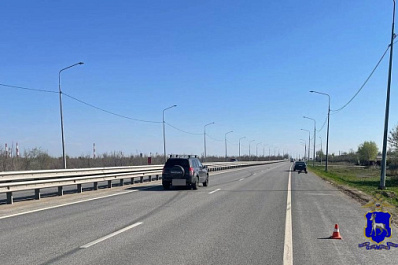 Скрылся с места ДТП: в Самарской области ищут водителя, сбившего мужчину на самокате