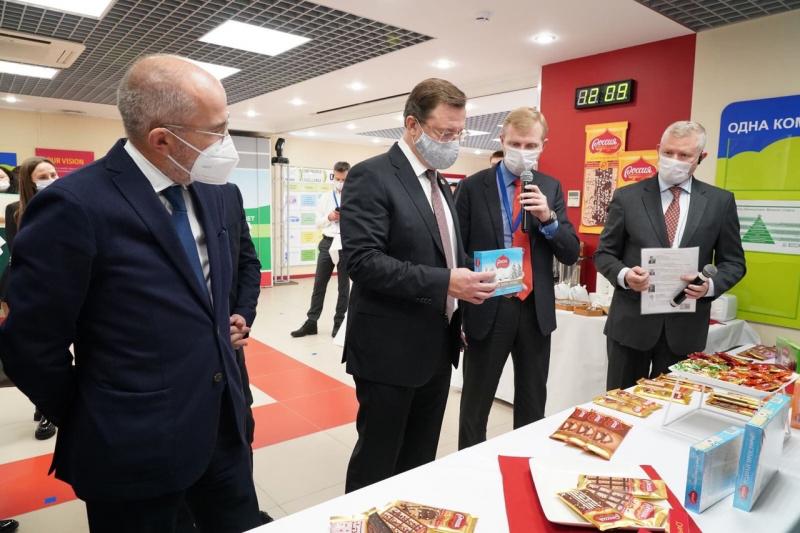 На фабрике "Нестле" в Самаре открыли модернизированную линию по переработке какао-бобов