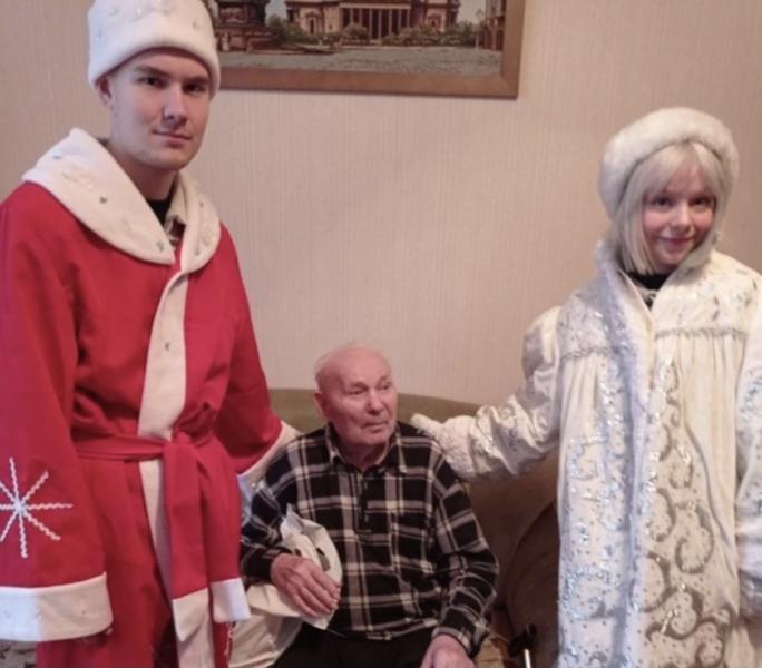 Ветеранов Самарской области поздравляют с Новым годом