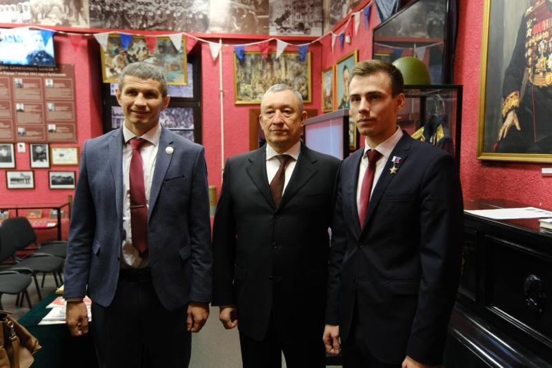 Через поколения: в самарском музее Боевой Славы представили новую выставку