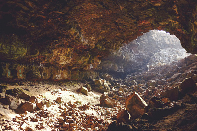 В ПФО туристы застряли в пещере